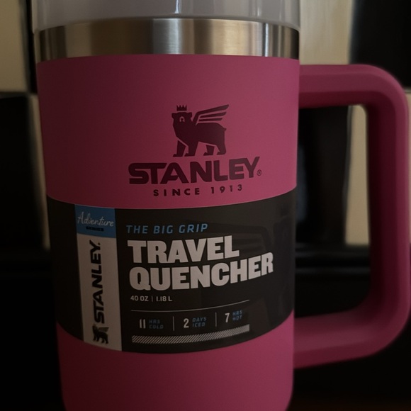 BRAND NEW Stanley 40 oz Tumbler - Picture 2 of 2